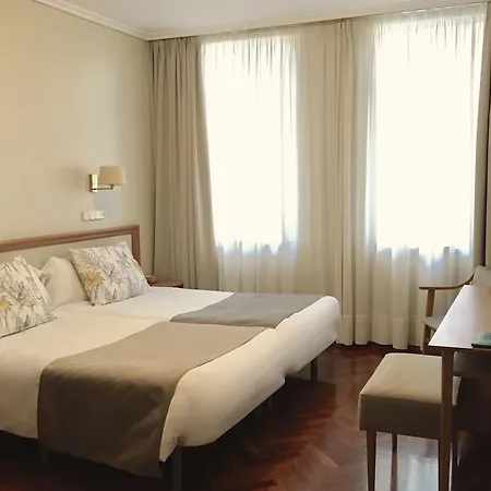 Hotel Crunia I