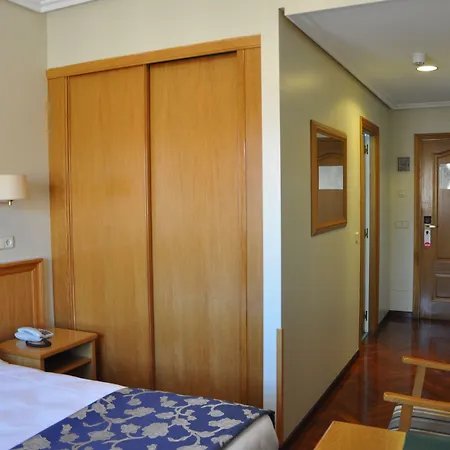 Hotel Crunia I 4*