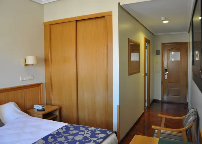Hotel Crunia I 4*