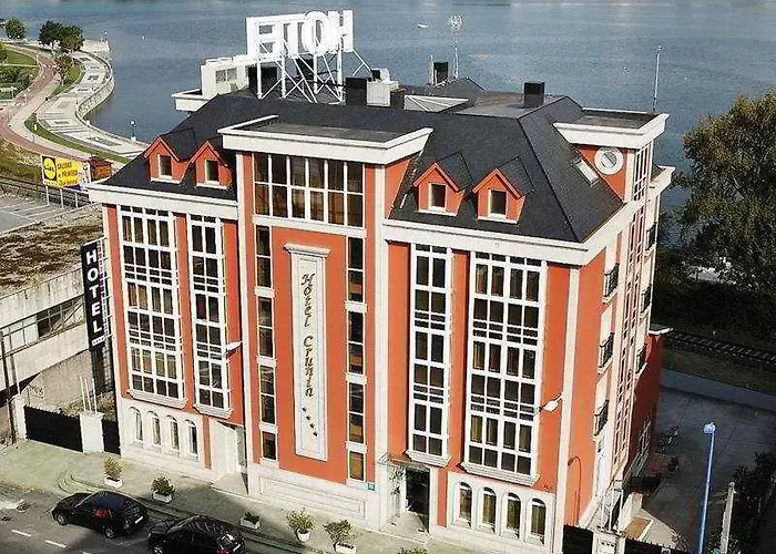 Crunia I Hotel